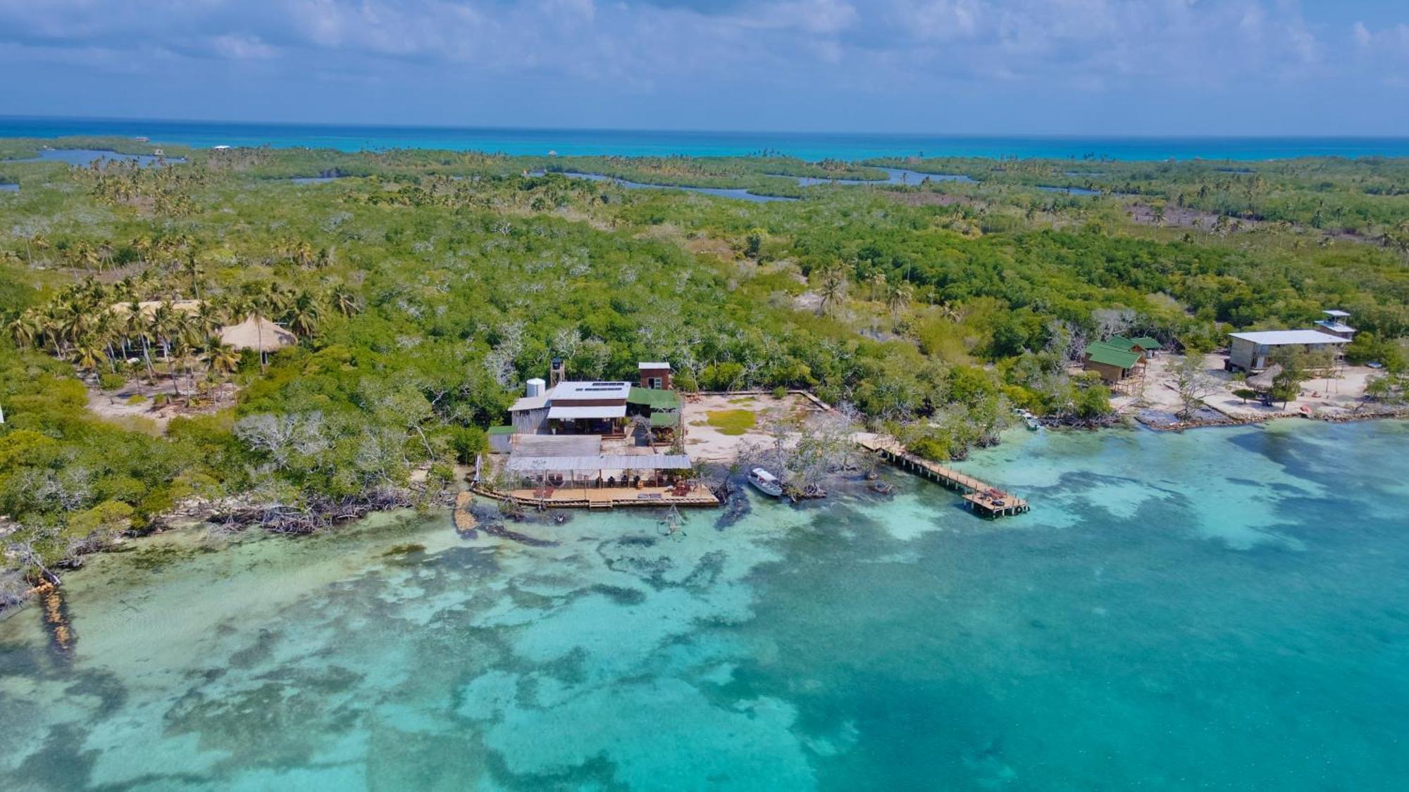 Medusa Hostel Isla Tintipan Tintipan Island Eksteriør bilde